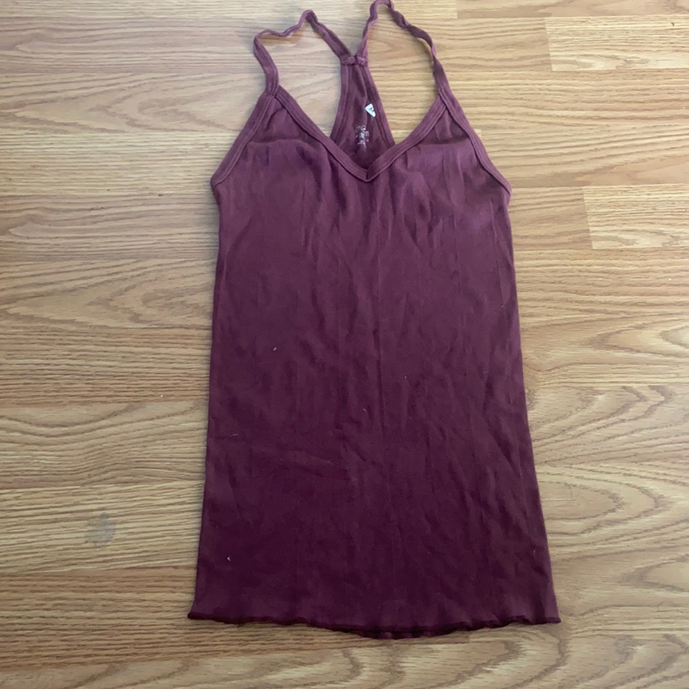 Cut from under tank top in M